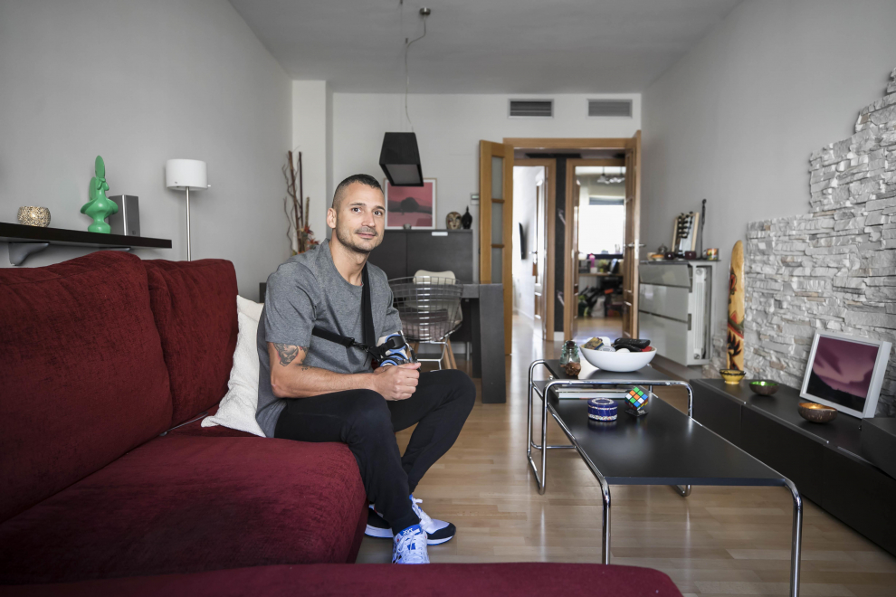Cristian Moratiel, en su casa.