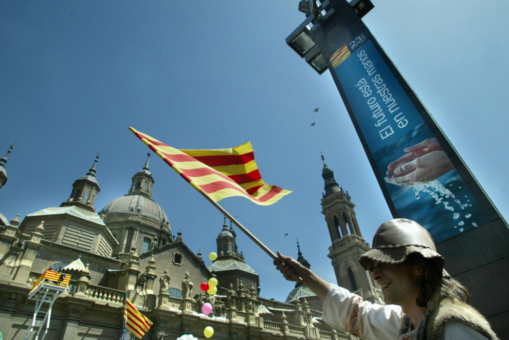 DIA DE SAN JORGE EN PASEO DE LA INDEPENDENCIA  /23/4/06/ CARLOS MONCIN /[[[HA ARCHIVO]]]