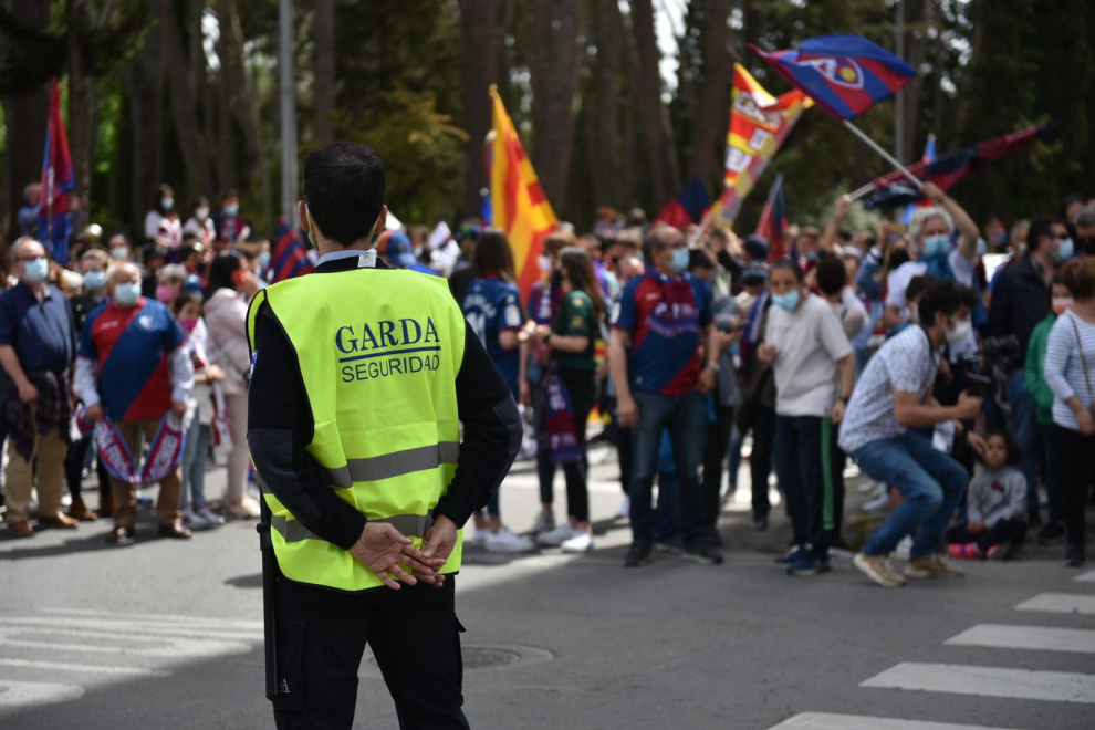 La hinchada de los azulgranas toma las calles.