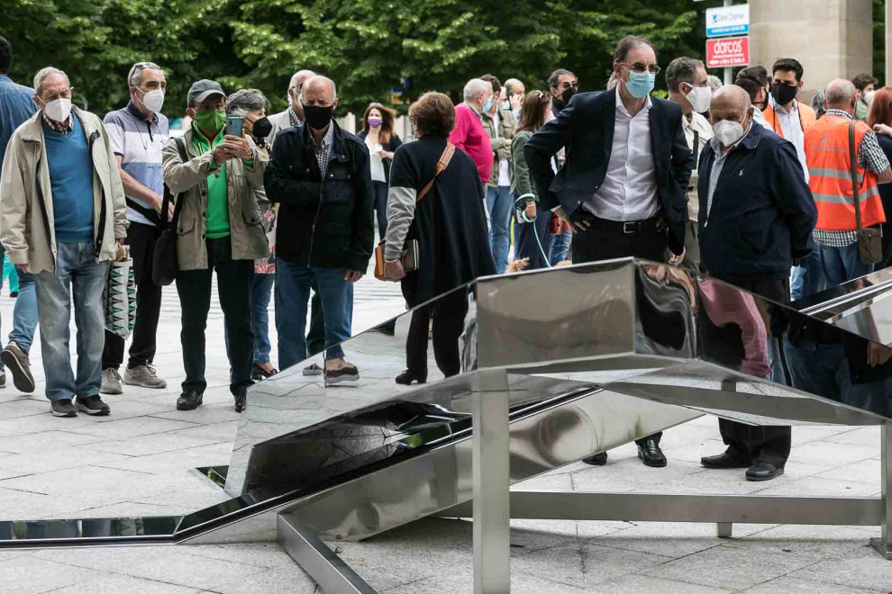 Estreno de la plaza de Santa Engracia reformada.