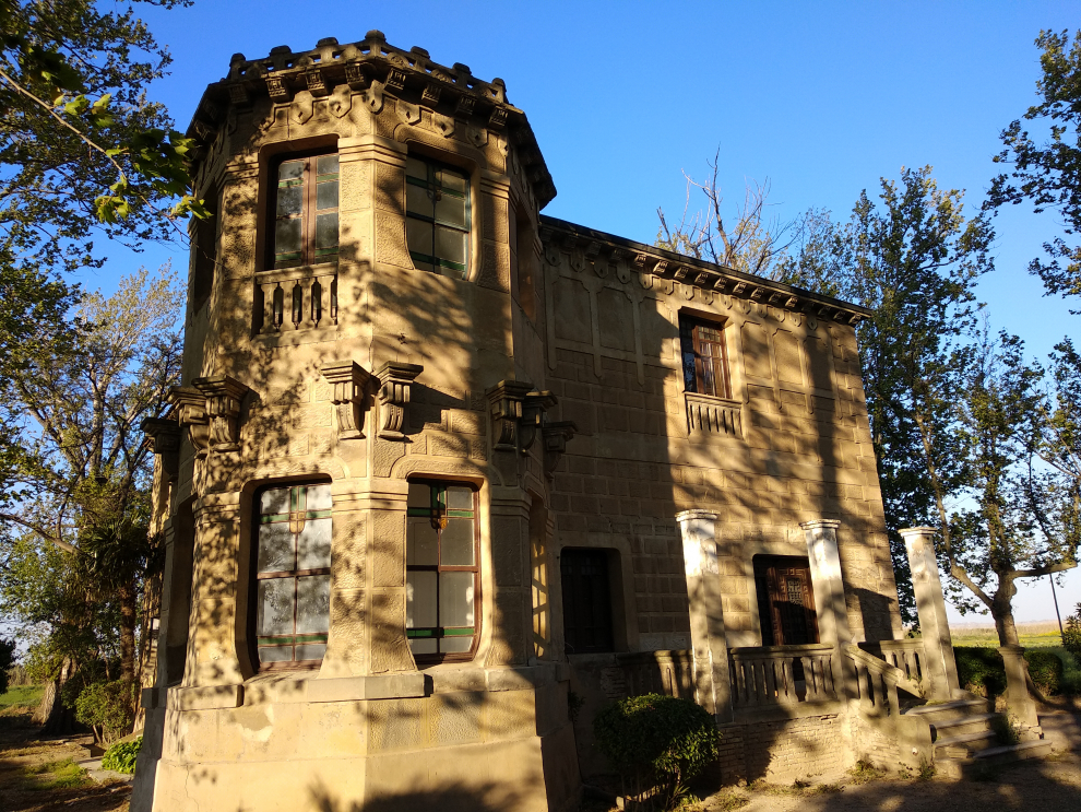 La Torre de Villarroya, una pequeña joya a la venta en Movera