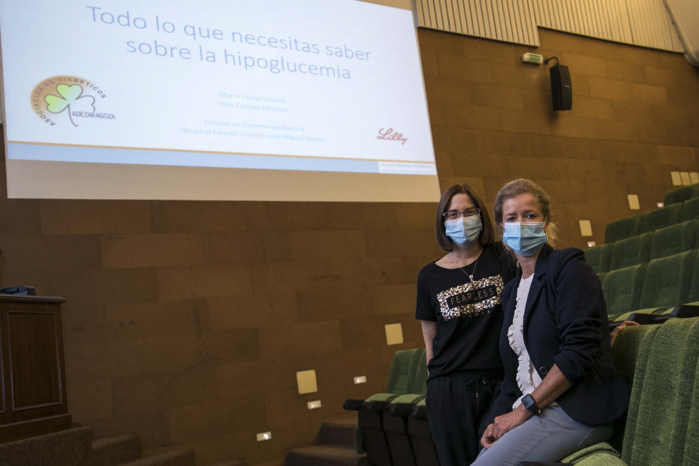 Jornada sobre cómo actuar ante una hipoglucemia en niños con diabetes tipo 1, celebrada este jueves en el Hospital Miguel Servet de Zaragoza.