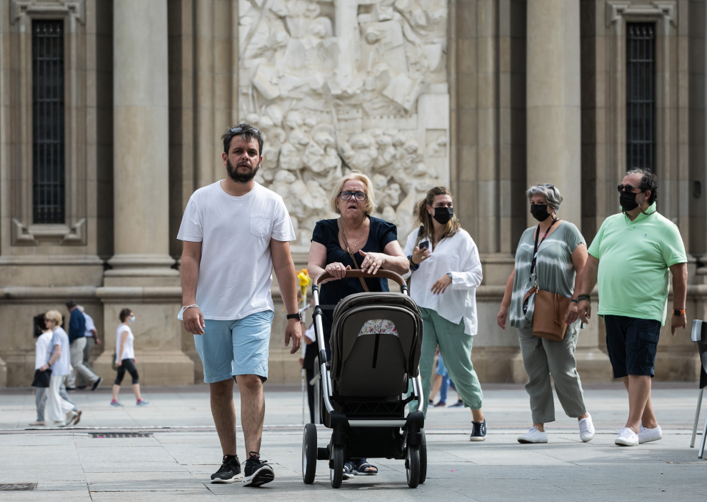 Primer día sin mascarilla en exteriores en Zaragoza.
