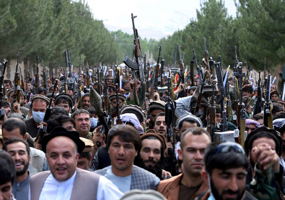 Año 2021. Una reciente manifestación contra los talibanes, en pleno avance.
