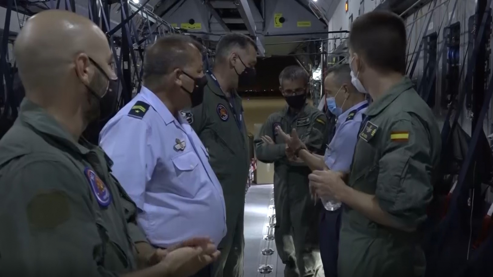 Sale de la Base Aérea de Zaragoza el primer avión hacia Afganistán para la repatriación de personal