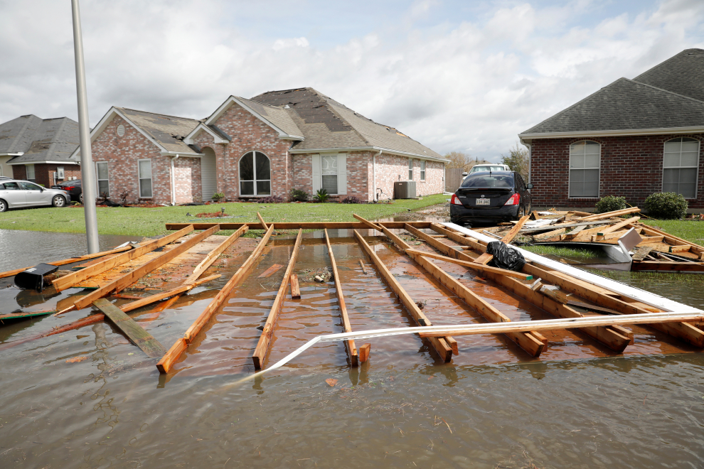 El paso del huracán ida por Louisiana.