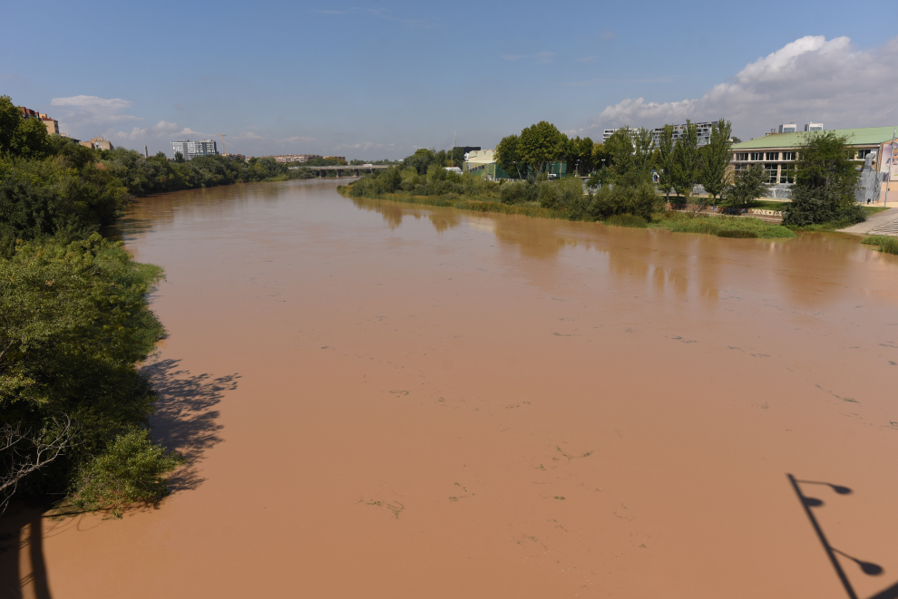 Los restos de las fuertes tormentas llegan al Ebro