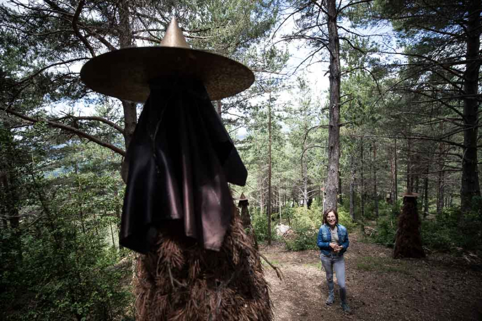 Fotos del parque temático de las brujas en Laspaúles