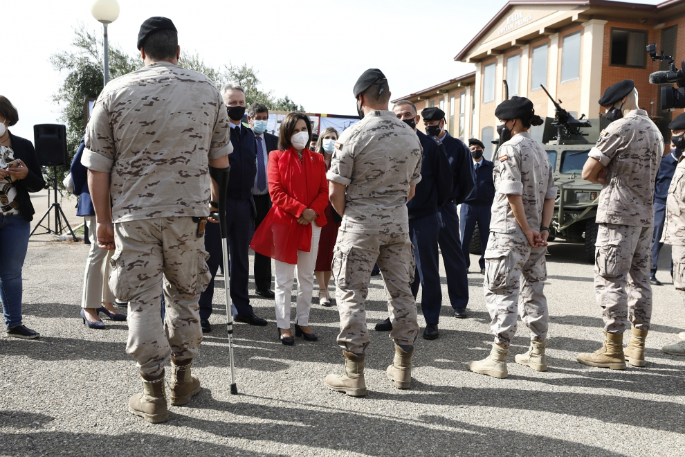 Visita de Margarita Robles, ministra de Defensa, a la Base Aérea de Zaragoza