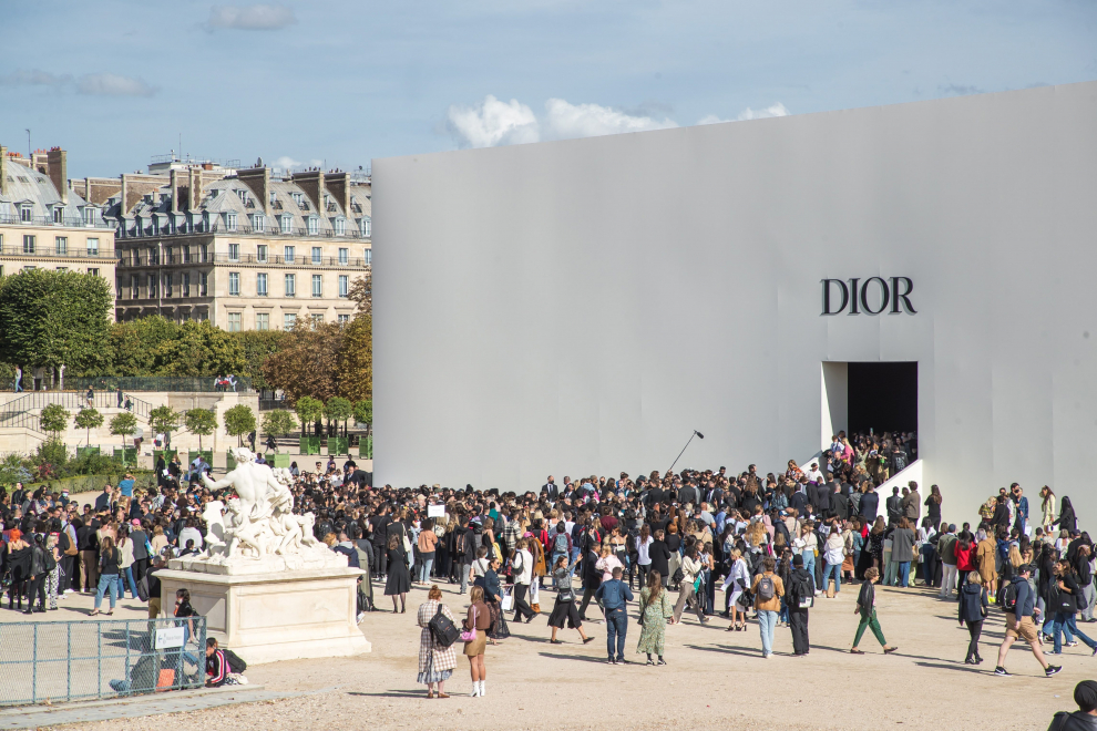 El desfile de Dior, en el Jardín de las Tullerías.
