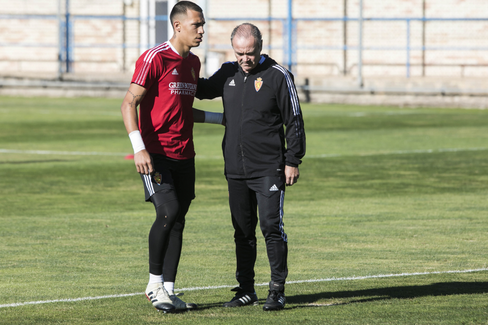 Entrenamiento del Real Zaragoza en la Ciudad Deportiva para preparar el derbi contra la SD Huesca