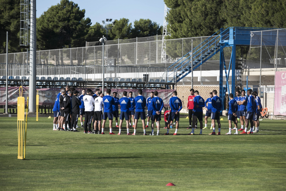 Entrenamiento del Real Zaragoza en la Ciudad Deportiva para preparar el derbi contra la SD Huesca