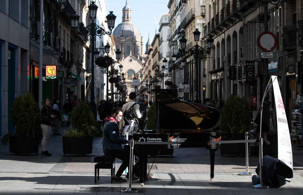 La ciudad se llena de pianos