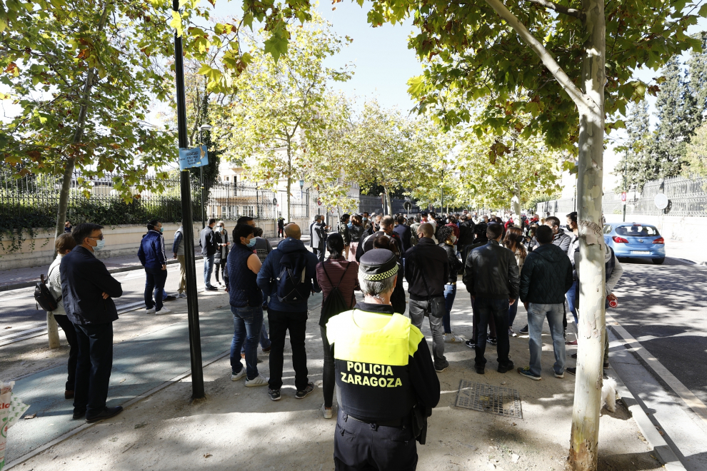 Concentración contra las agresiones a policías en Zaragoza.