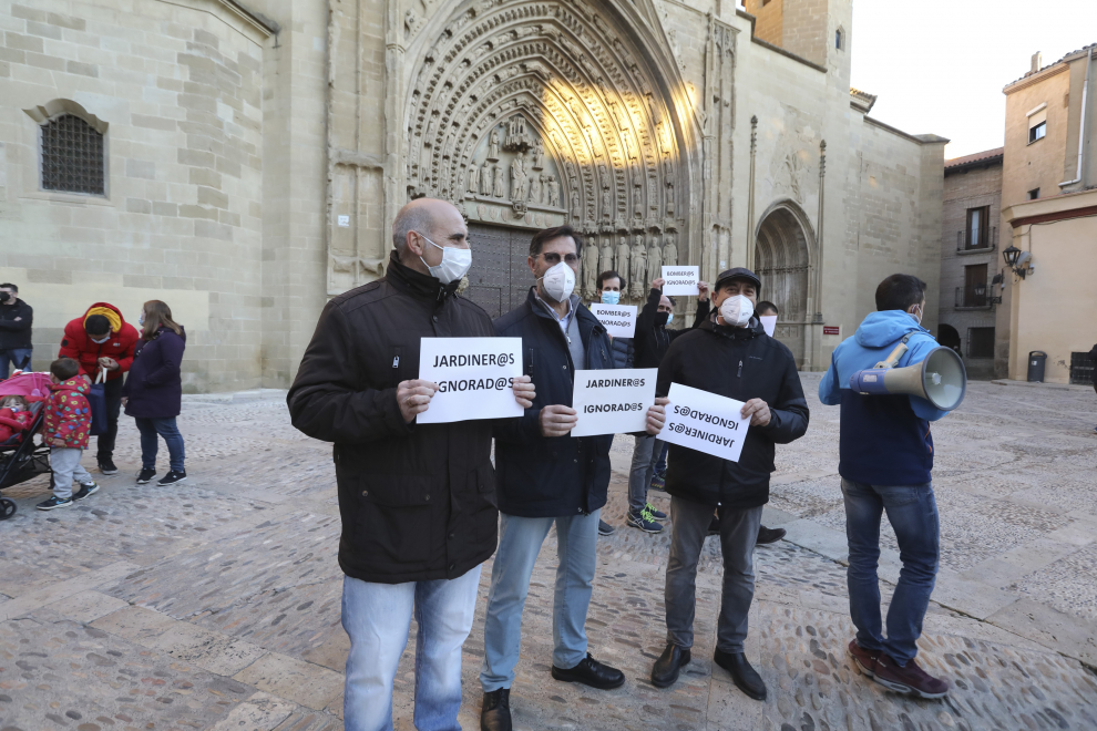 Protesta de trabajadores municipales en Huesca.
