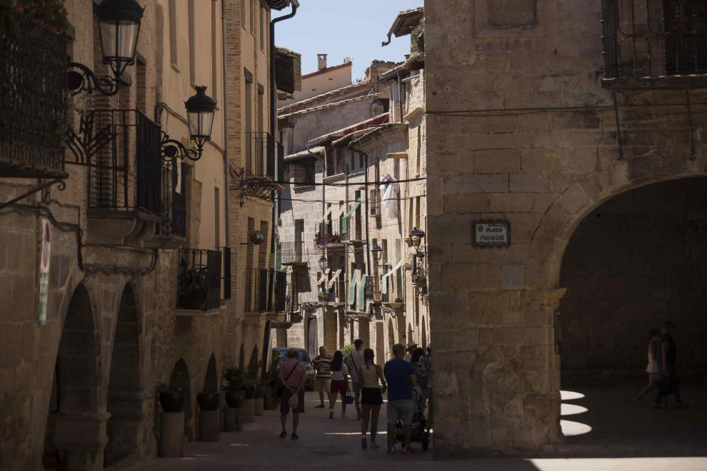 Una calle de La Fresneda (Teruel)
