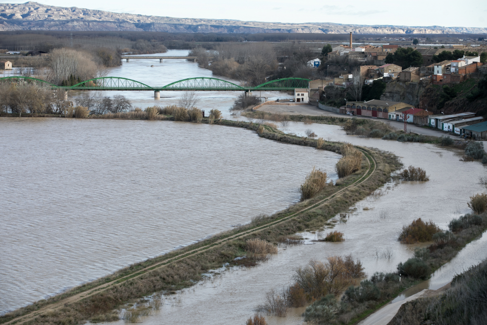 Prevención en Novillas ante la crecida del río Ebro.