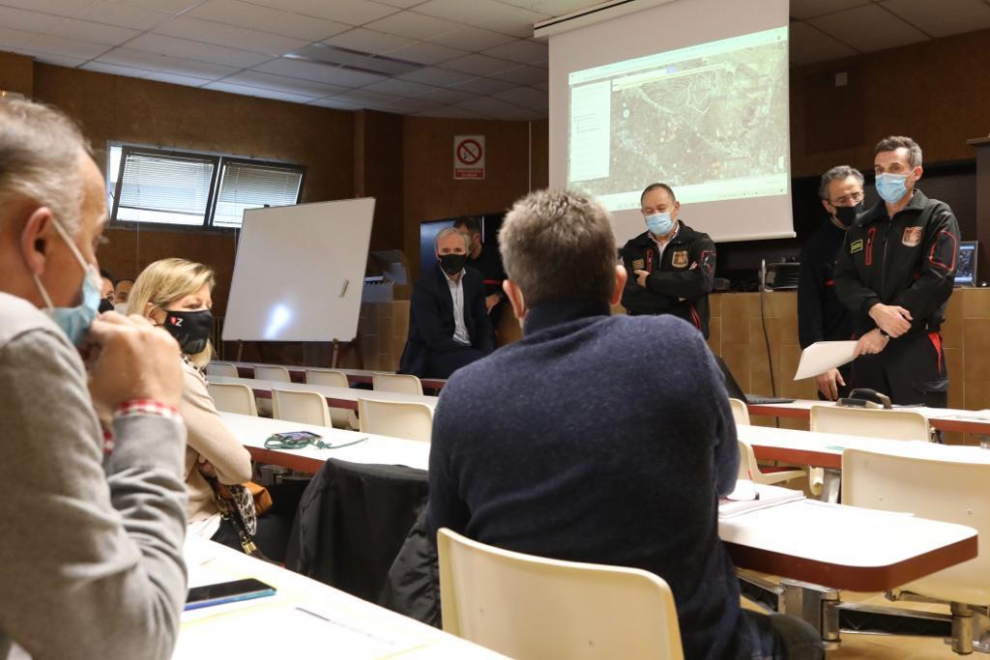Reunión del Plan de Emergencia Municipal del Ayuntamiento de Zaragoza por la crecida del río Ebro
