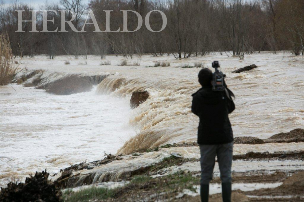 Crecida del río Ebro a su paso por Pradilla en 2015