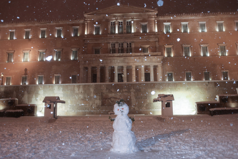 Temporal de nieve en Atenas.