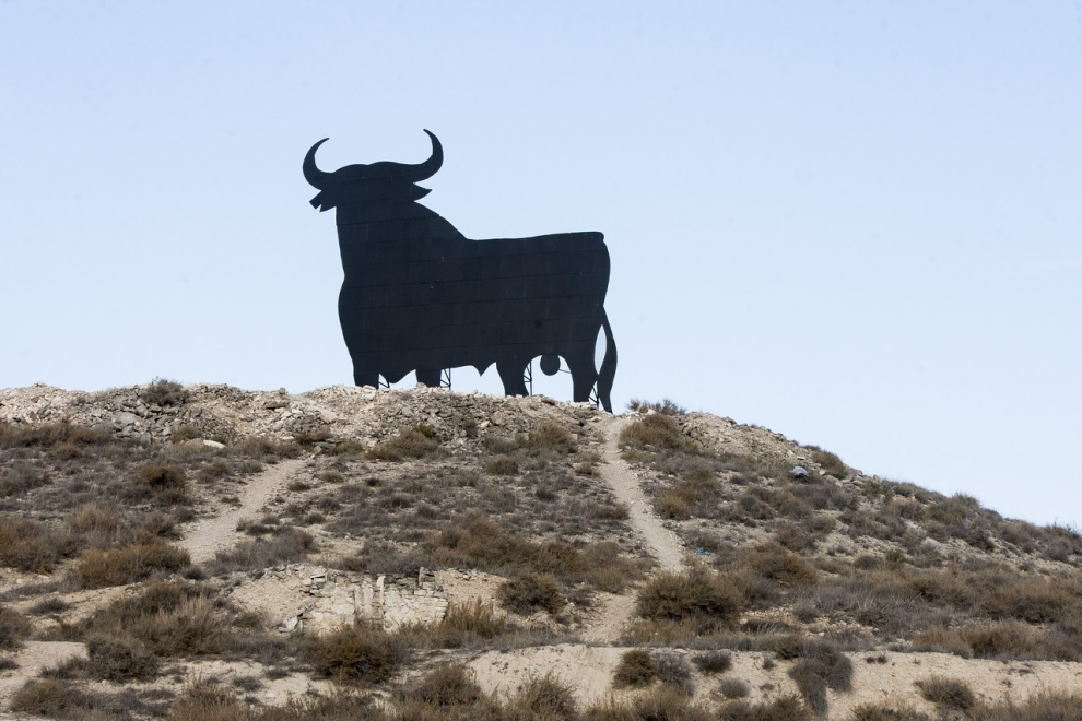 El toro de Osborne en Peñalba