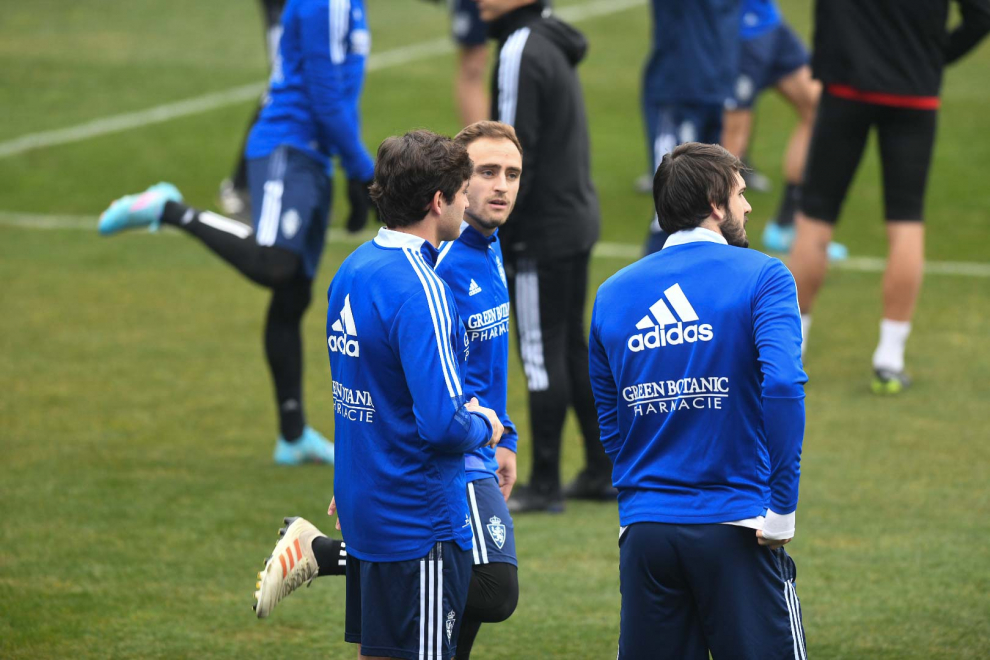 Foto del entrenamiento del Real Zaragoza en el estadio de La Romareda