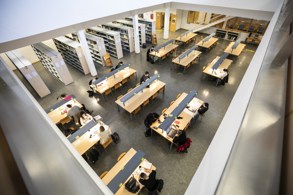 Foto: La Biblioteca María Moliner De La Universidad De Zaragoza Cumple ...