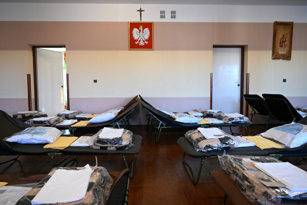 Polonia prepara los centros para refugiados ucranianos que huyan del país tras el ataque ruso