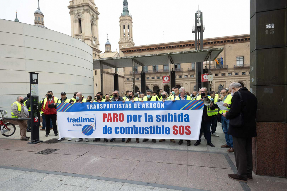 Protesta de camioneros en Zaragoza