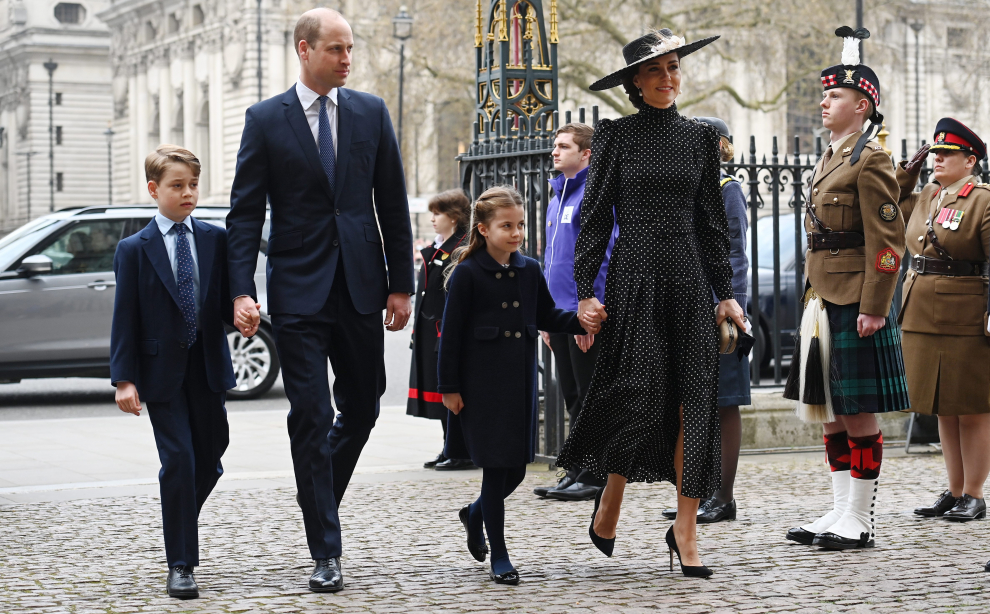 London (United Kingdom), 29/03/2022.- (L-R) Britain's Prince Edward, Lady Louise Mountbatten Windsor, James Mountbatten Windsor and Sophie, Countess of Wessex, depart Westminster Abbey following the Service of Thanksgiving for the life of Prince Philip, the late Duke of Edinburgh at Westminster Abbey, London, Britain 29 March 2022. The Duke of Edinburgh, who died in April 2021, had a long association with Westminster Abbey, including his own marriage to the then Princess Elizabeth there in 1947. (Reino Unido, Edimburgo, Londres) EFE/EPA/ANDY RAIN
 BRITAIN ROYALTY