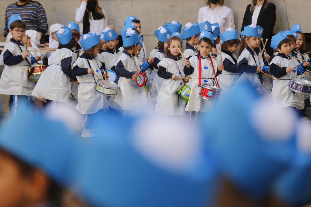 Fotos de la procesión de los niños del colegio Escolapias Calasanz