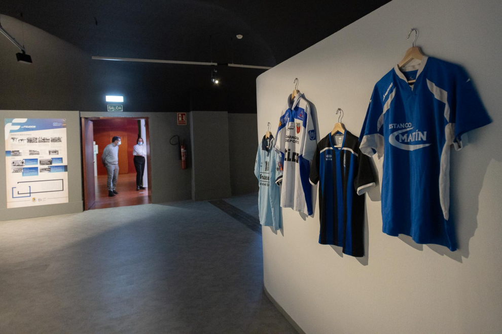 Imágenes de la exposición presentada en el Centro de Historias y enmarcada en el centenario de la Federación Aragonesa de Fútbol.