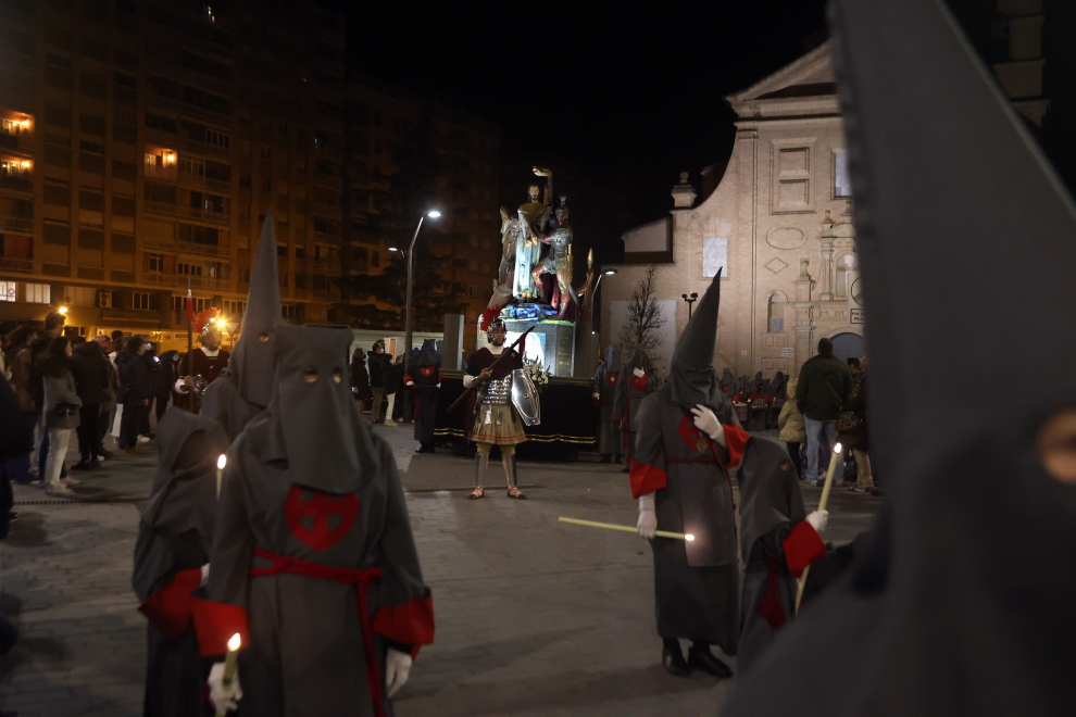 Las cofradías han recorrido las calles de la ciudad.
