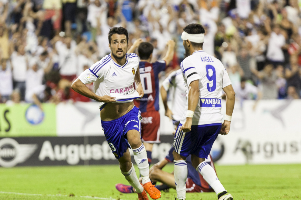 Casado celebra su gol en La Romareda en el derbi de 2016.