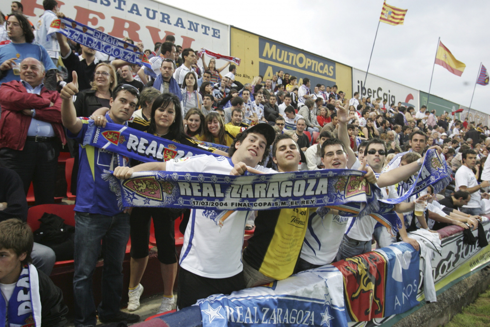 Aficionados del Real Zaragoza en El Alcoraz en 2009.