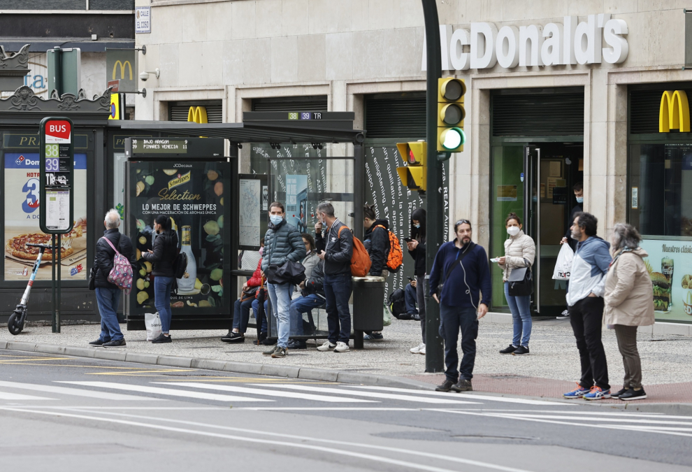 Tercer día del regreso de los paros del bus en Zaragoza.