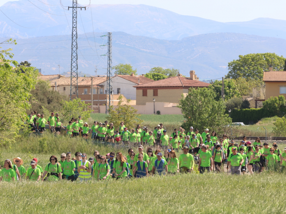 Los "marchosos" recorren los 18 kilómetros de la ruta