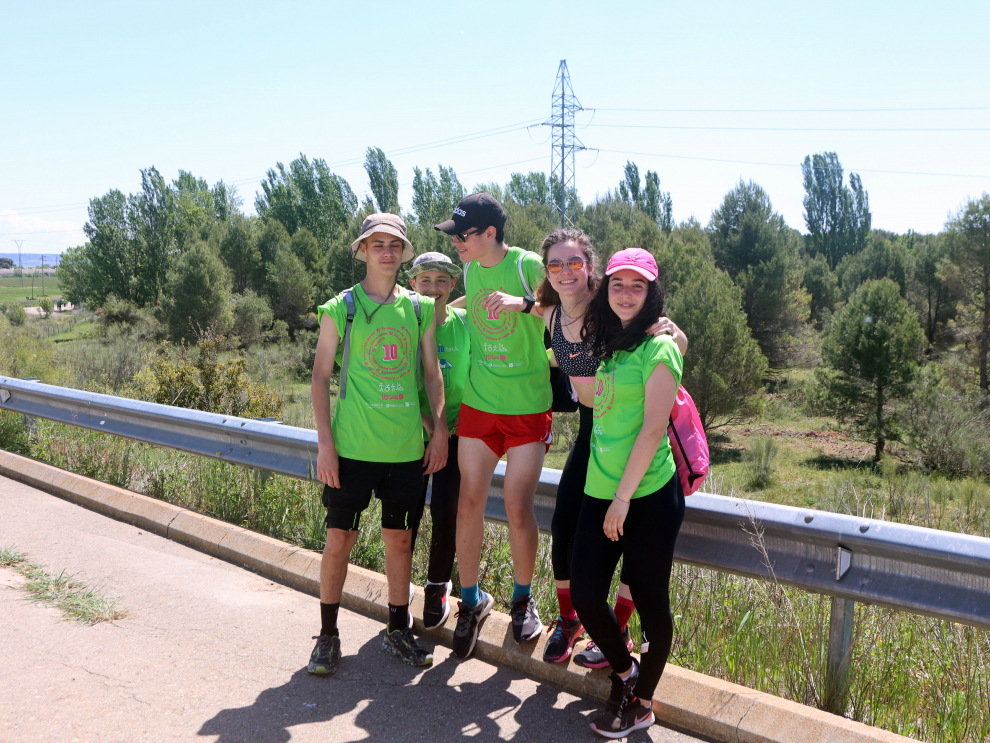 Los "marchosos" recorren los 18 kilómetros de la ruta