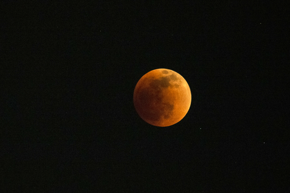 Eclipse de luna en Ciudad de México, México