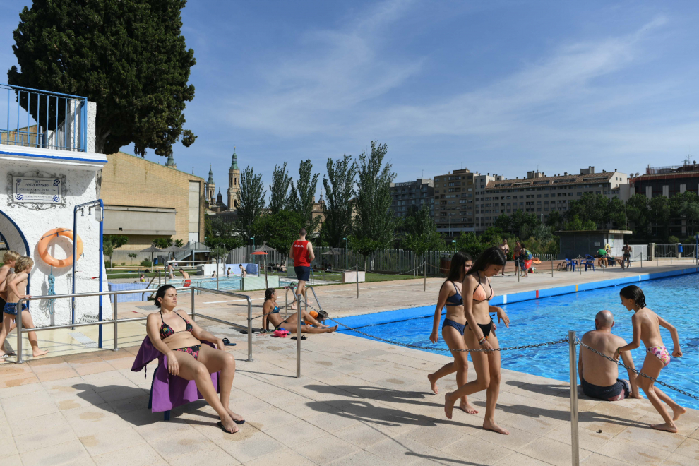 Piscinas zaragozanas: Stadium Casablanca, CN Helios y Stadium Venecia.