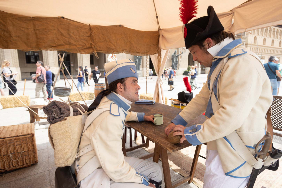 Arrancan las fiestas goyescas en Zaragoza, con photocall en la plaza del Pilar