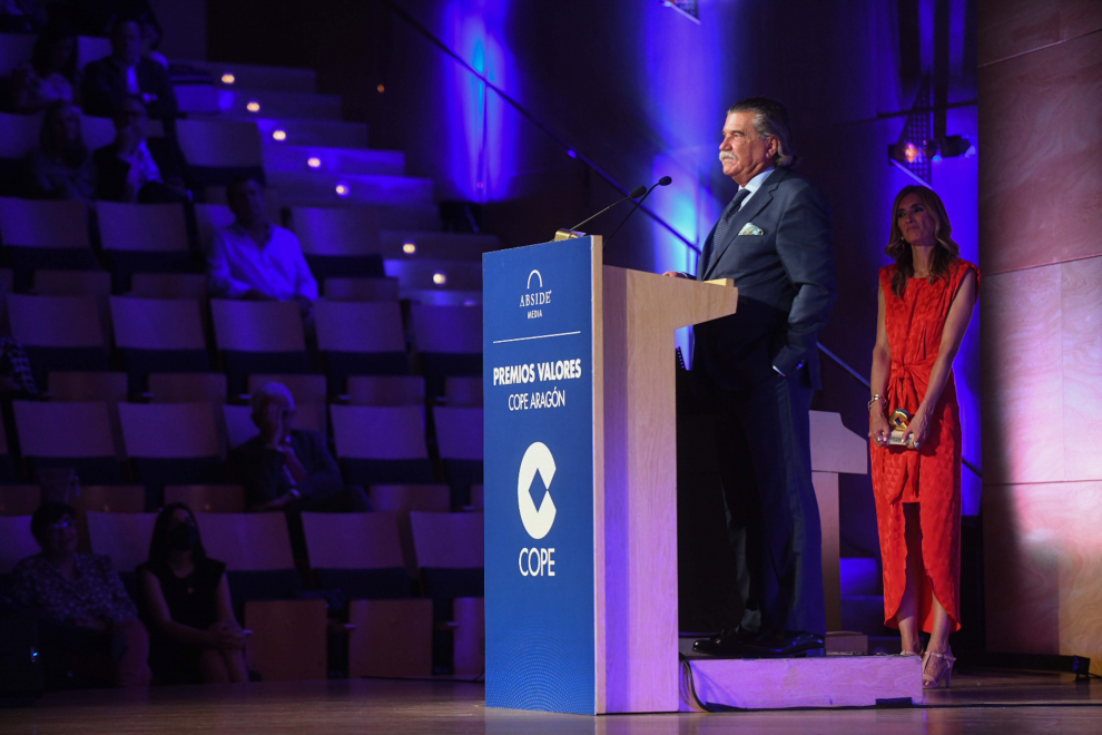 Foto de la primera edición de los Premios Valores de la Cadena Cope, en la sala Luis Galve del Auditorio de Zaragoza