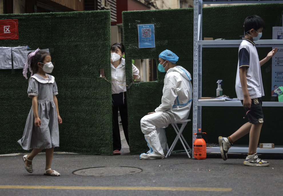 Shanghái levanta las restricciones después de dos meses de cuarentena por la covid CHINA PANDEMIC CORONAVIRUS COVID19