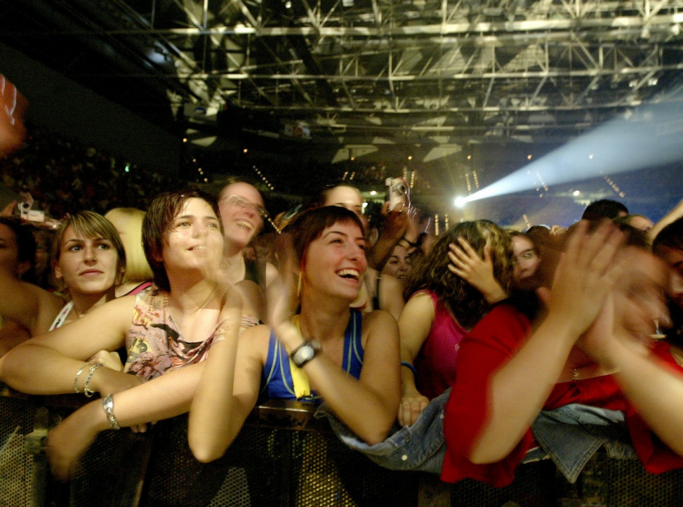 Concierto de Alejandro Sanz en el estadio de La Romareda de Zaragoza con su gira ‘El alma al aire’ el 1 de julio de 2001.