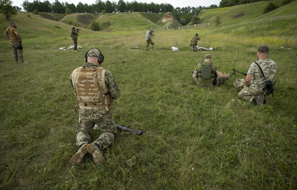 El Regimiento Azov durante un entrenamiento en Járkov.