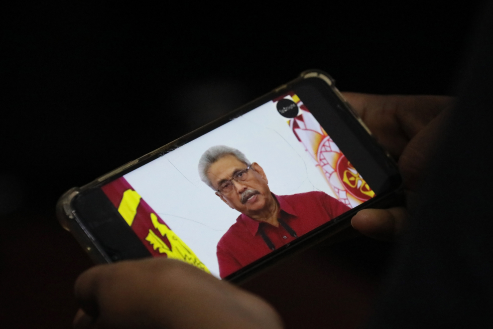 Sri Lankan president resigns following violent protests and storming of his residence