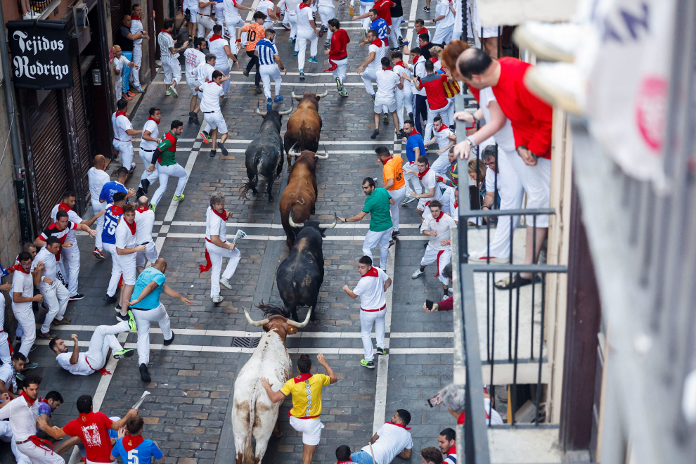 Fotos del quinto encierro de San Fermín 2022