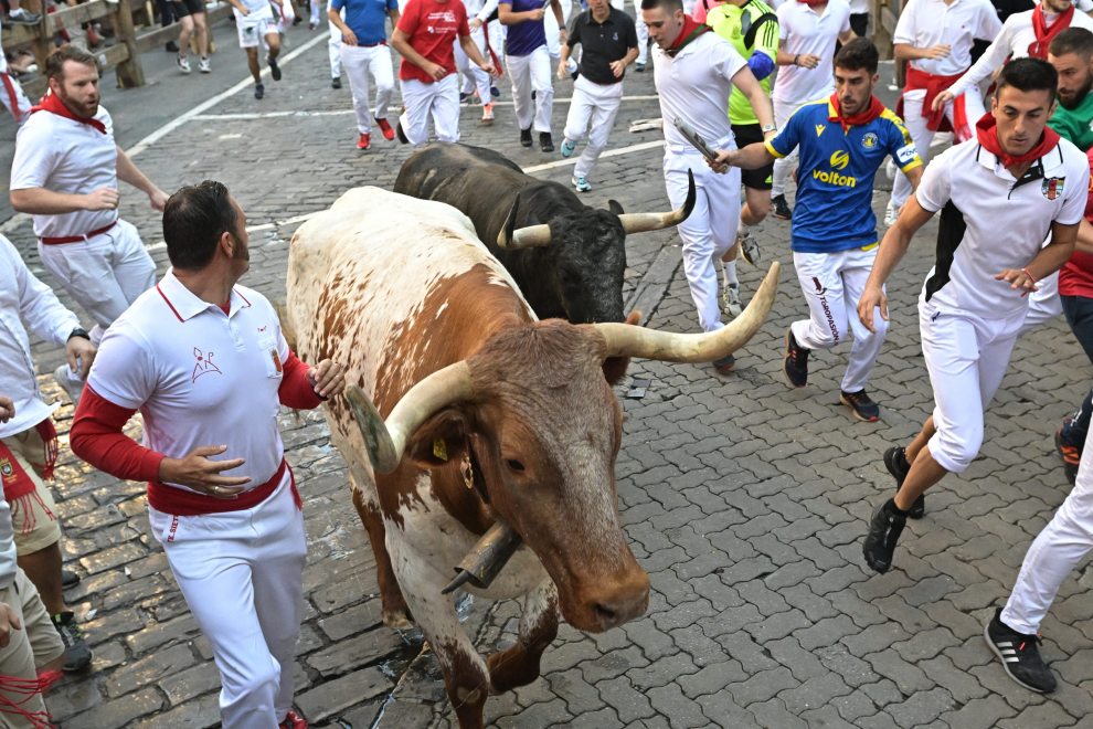 Fotos del quinto encierro de San Fermín 2022 Imágenes