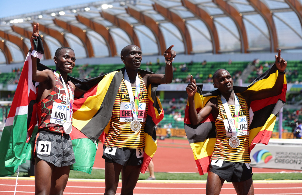 Carlos Mayo, protagonista en la fiesta de Cheptegei