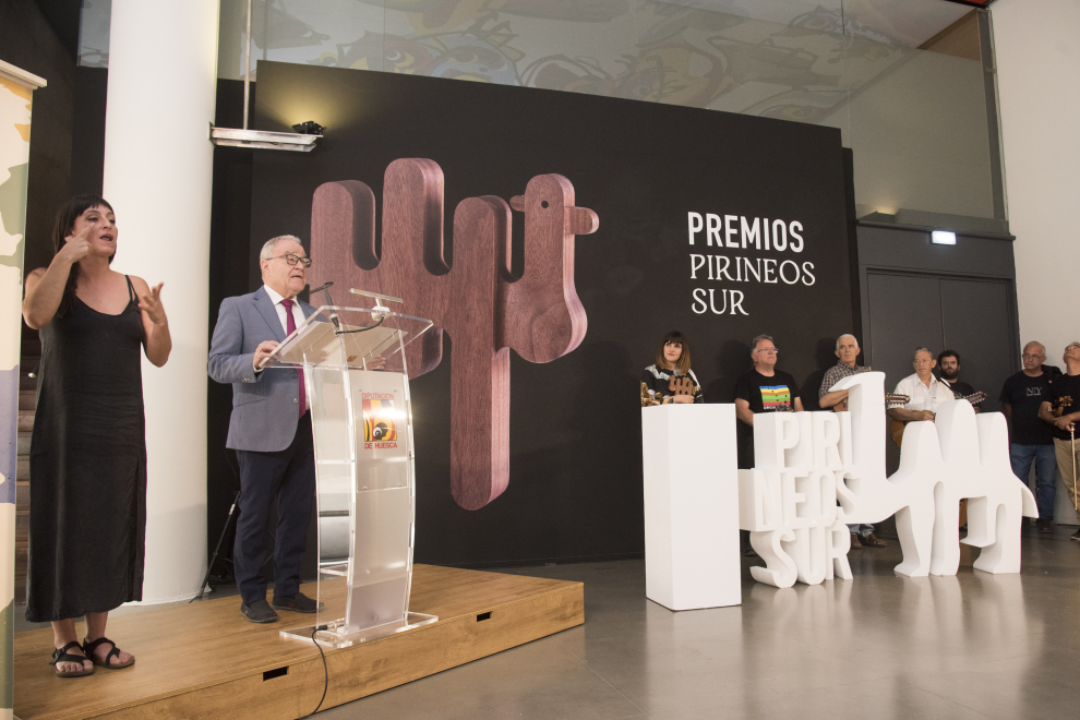 Rozalén recibe el premio ‘Música e Integración’ que otorga la Diputación de Huesca en el marco de Pirineos Sur.